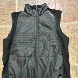 ~~Brooks Men's Black L Insulated Poly/Nylon Running Vest   *****CLOTHING ITEMS A